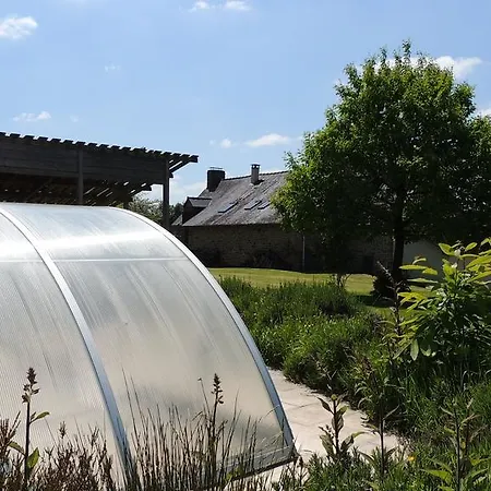 Le Domaine De La Hantraye
