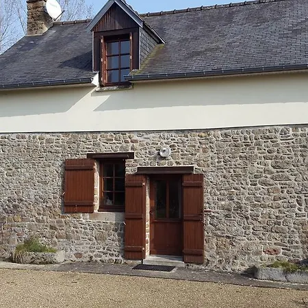 Le Domaine De La Hantraye Hébergement de vacances *