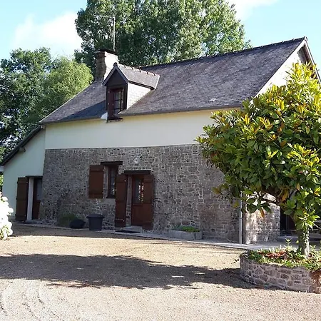 Le Domaine De La Hantraye Hébergement de vacances Saint-Hilaire-du-Harcouët